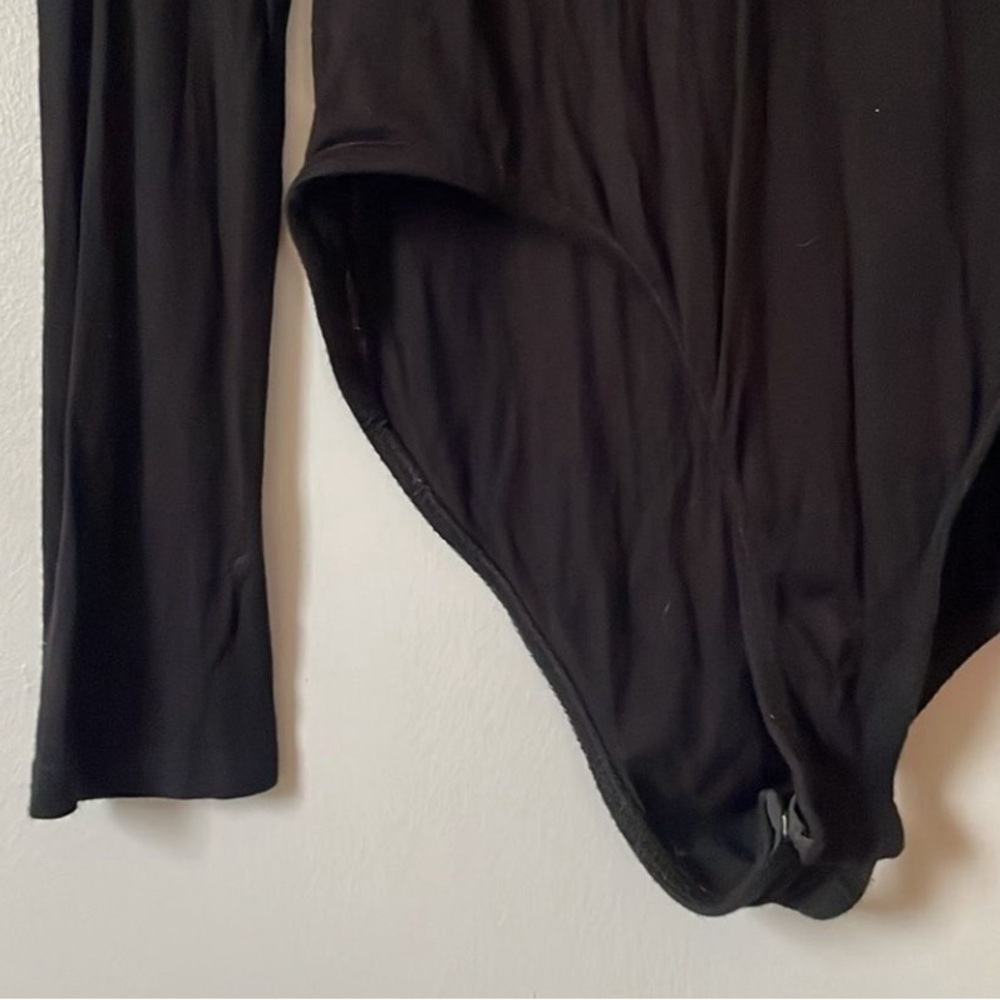 MISSGUIDED BLACK TURTLENECK BODYSUIT - Picture 7 of 7